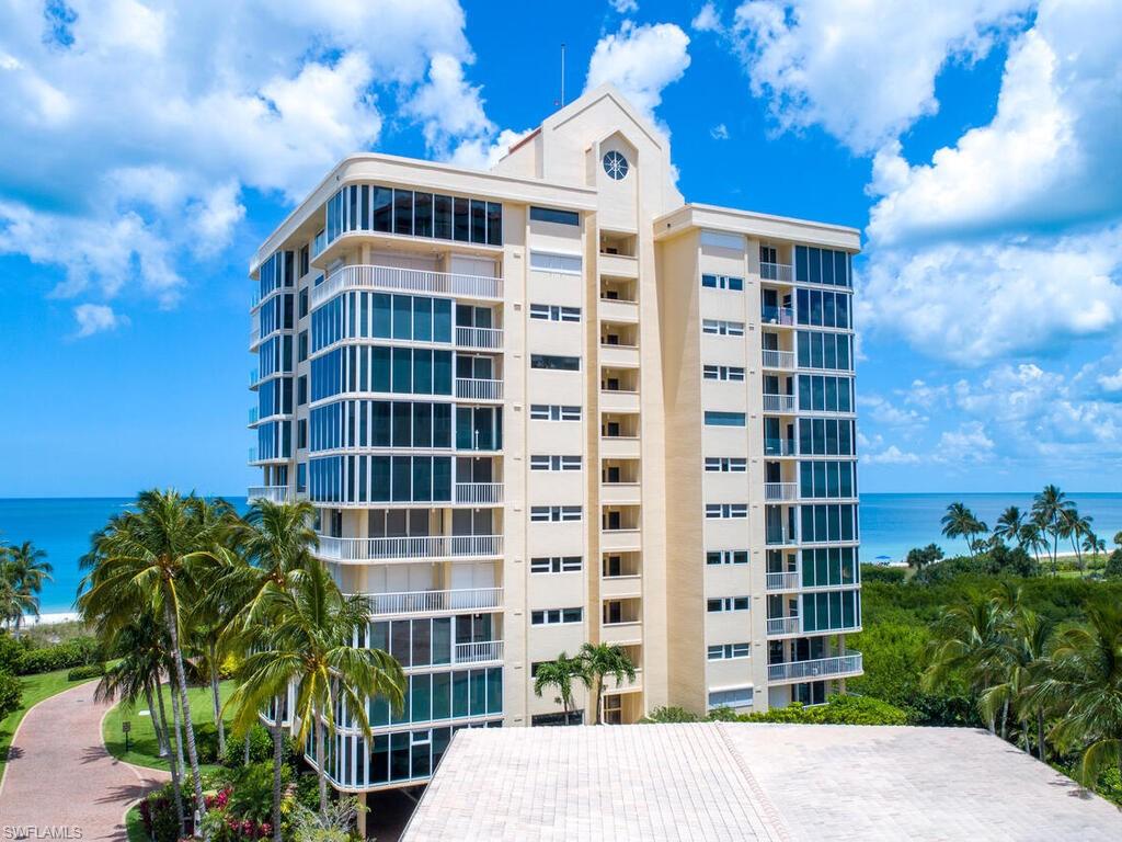 BEACH HOUSE AT NAPLES CAY - Residential