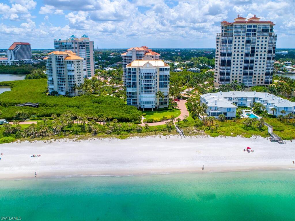 BEACH HOUSE AT NAPLES CAY - Residential