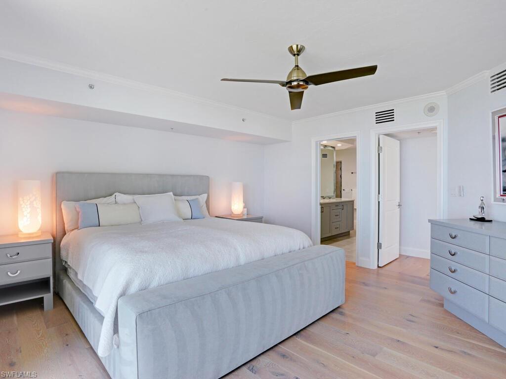 BEACH HOUSE AT NAPLES CAY - Residential