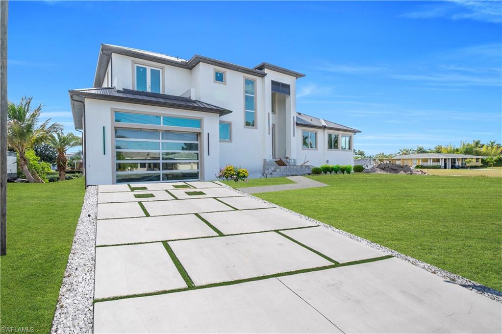 YACHT CLUB COLONY - Residential