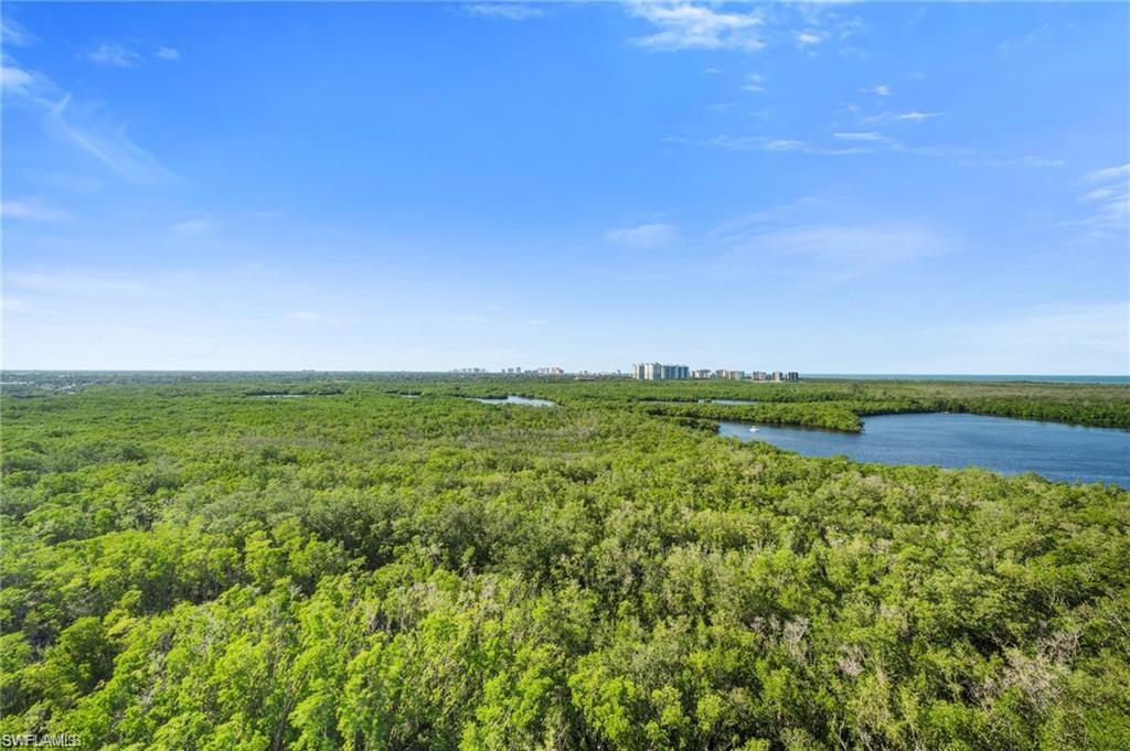 425 Cove Tower Dr 703