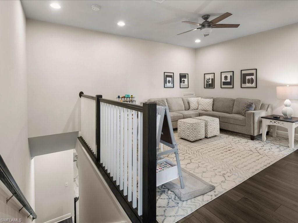 COMPASS LANDING - Residential