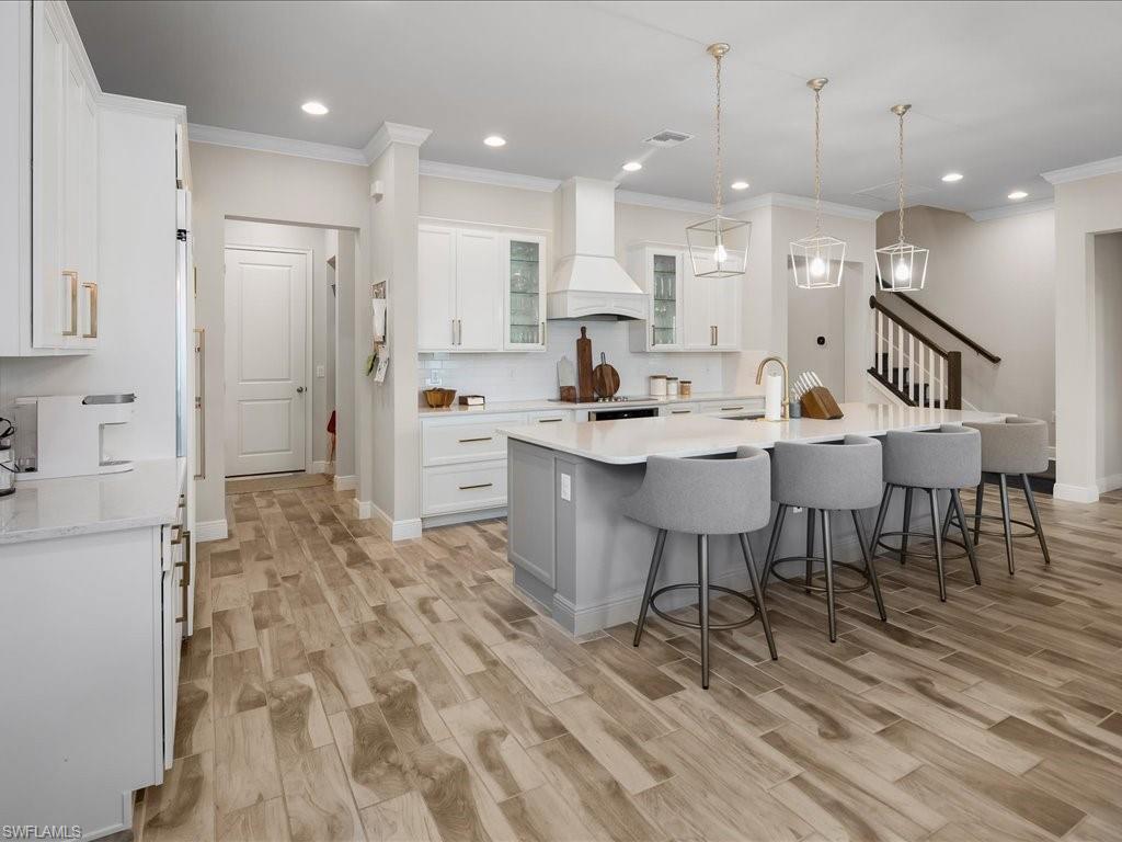 COMPASS LANDING - Residential