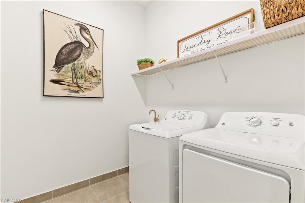 VALENCIA TRAILS - Residential Lease