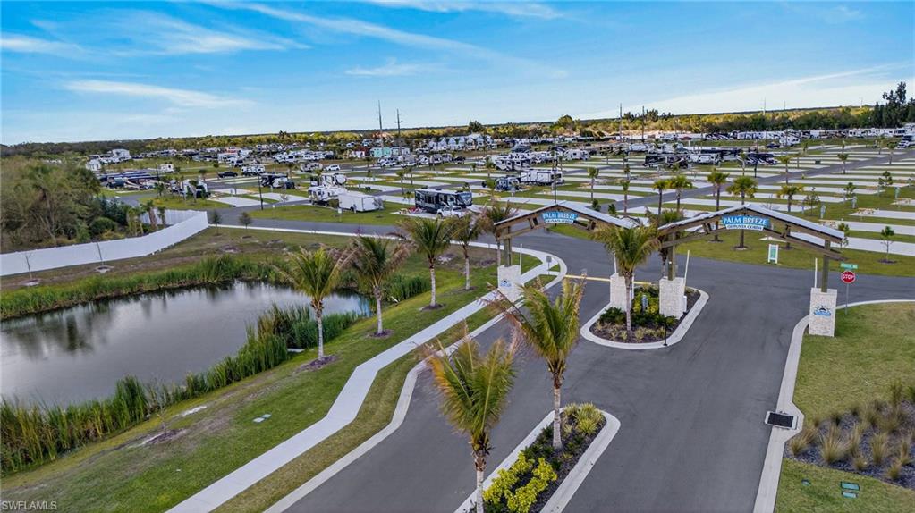 PALM BREEZE - Land