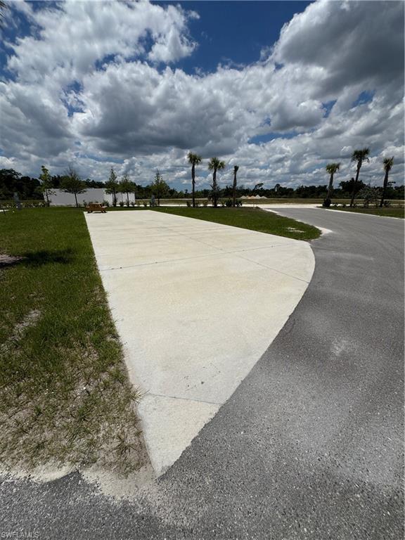 PALM BREEZE - Land