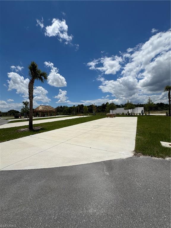 PALM BREEZE - Land