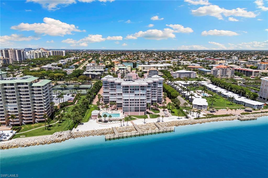 PLANTATION - Residential