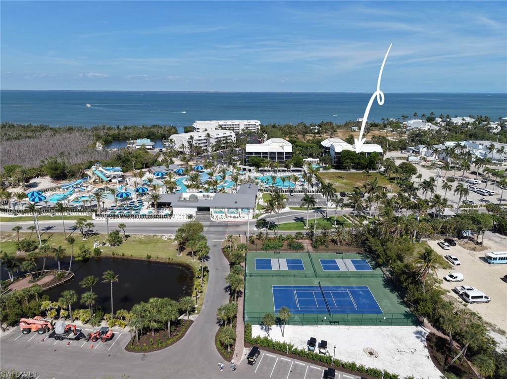 TENNIS VILLAS - Residential
