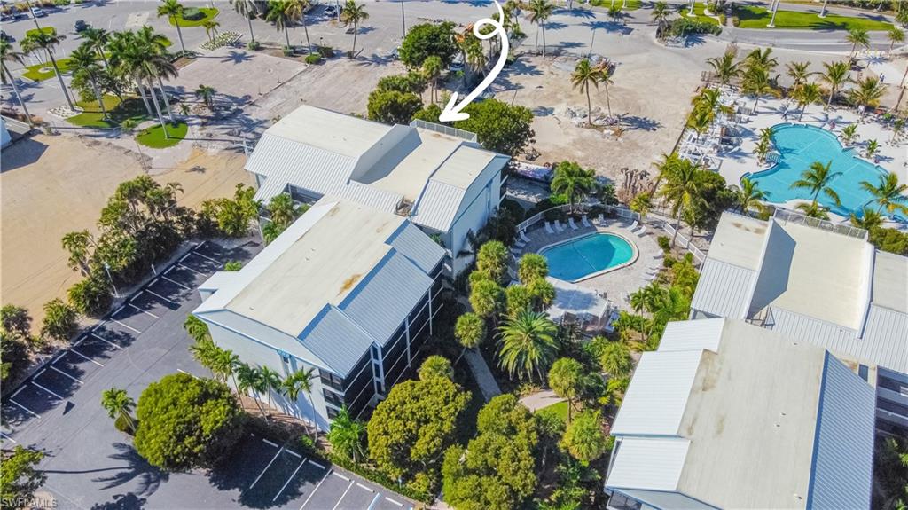 TENNIS VILLAS - Residential