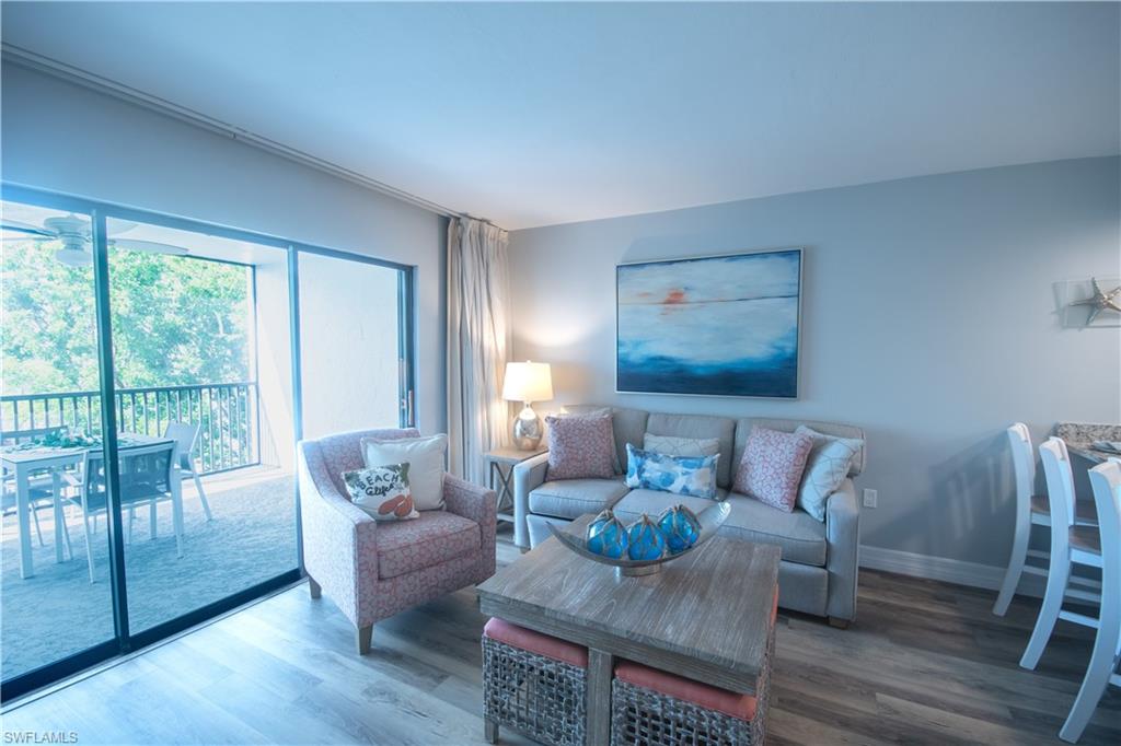 TENNIS VILLAS - Residential