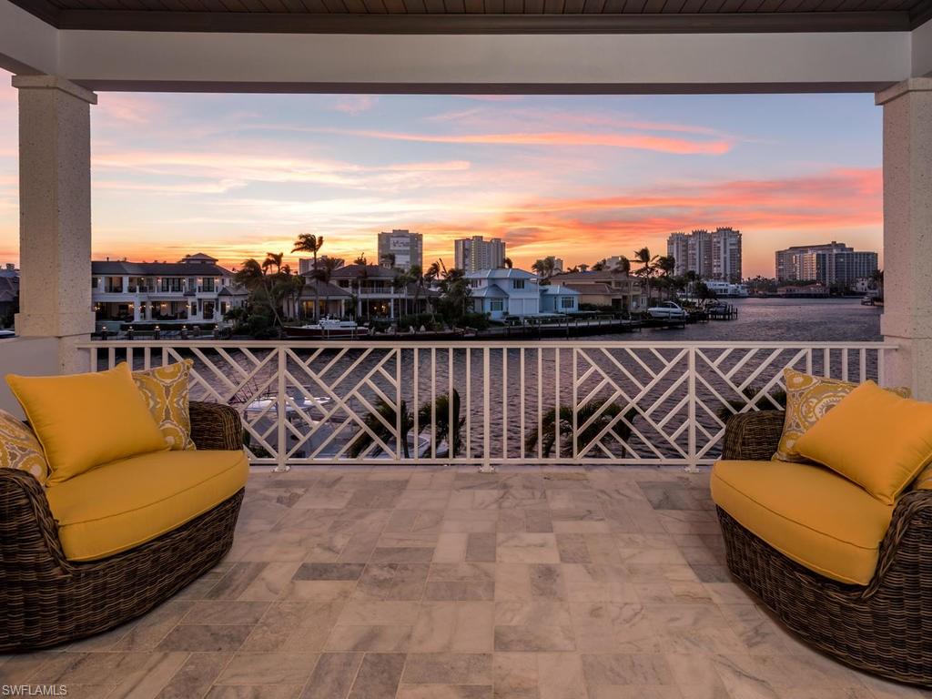 PARK SHORE - Residential