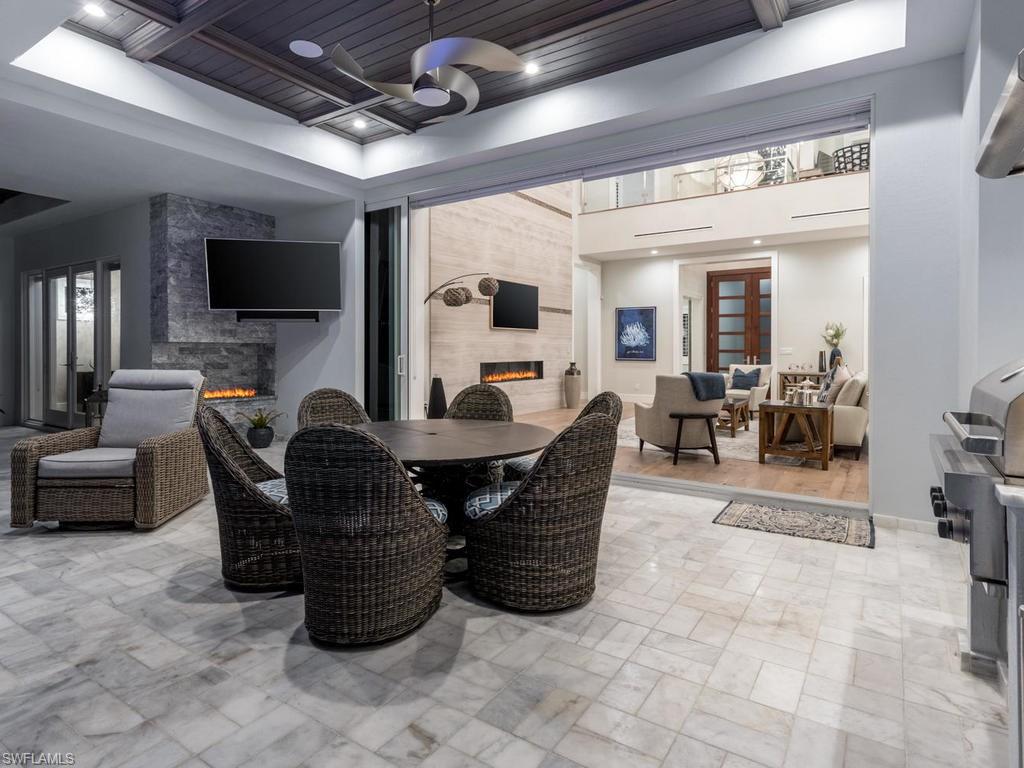 PARK SHORE - Residential