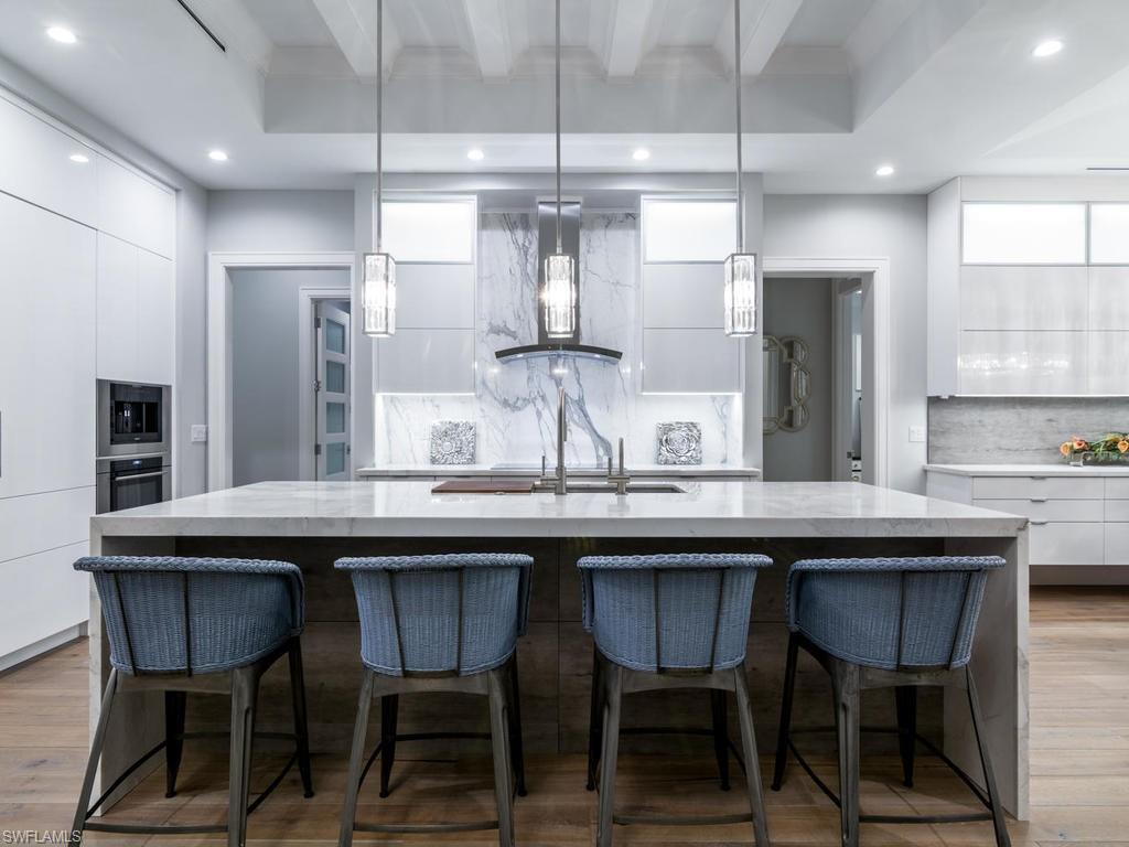 PARK SHORE - Residential