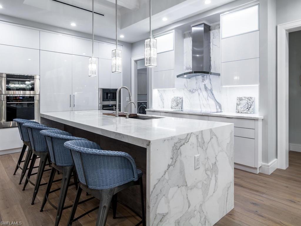 PARK SHORE - Residential