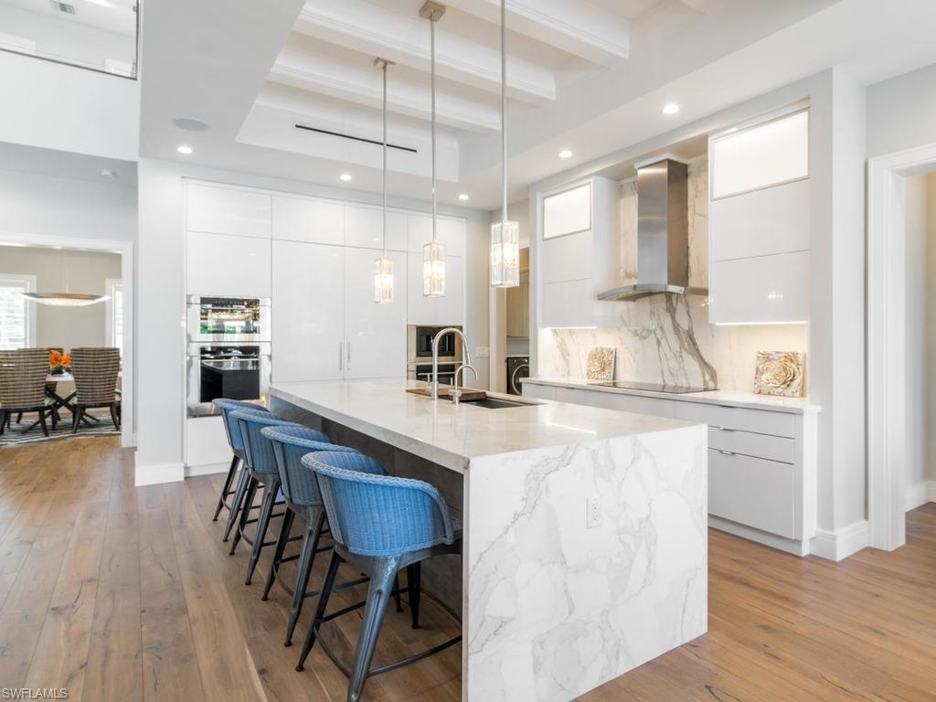 PARK SHORE - Residential