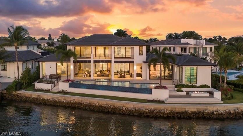 ROYAL HARBOR - Residential