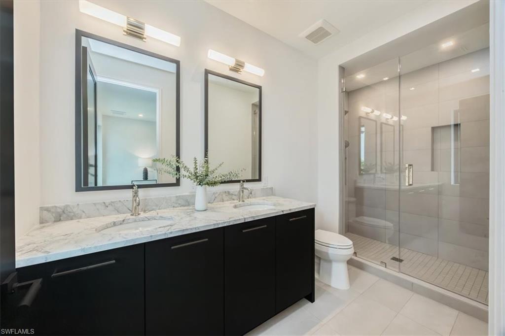 ROYAL HARBOR - Residential