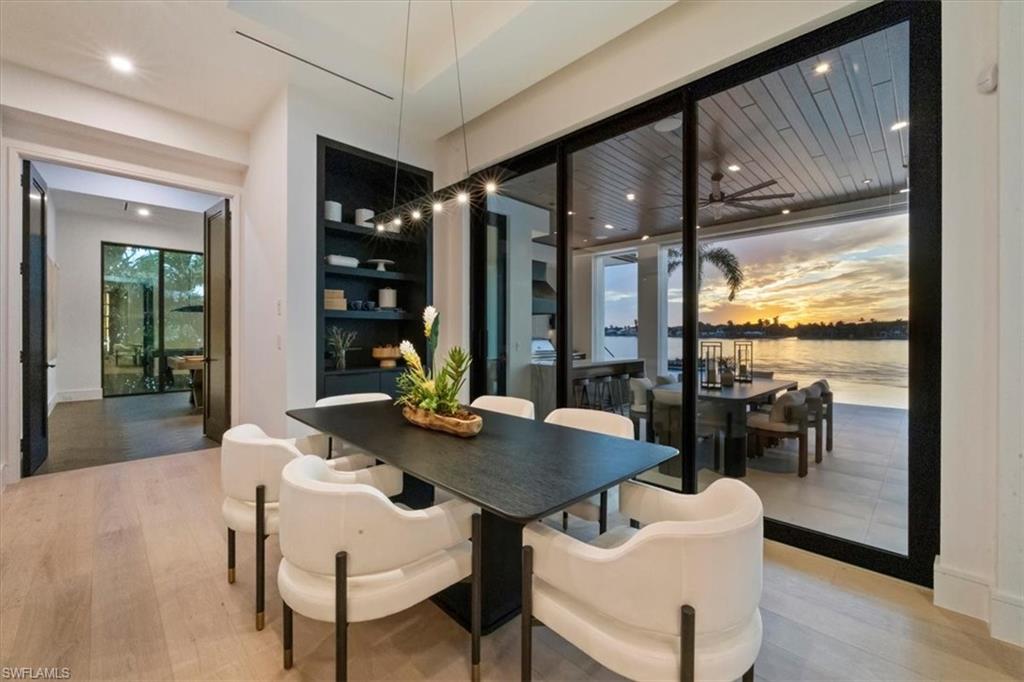 ROYAL HARBOR - Residential