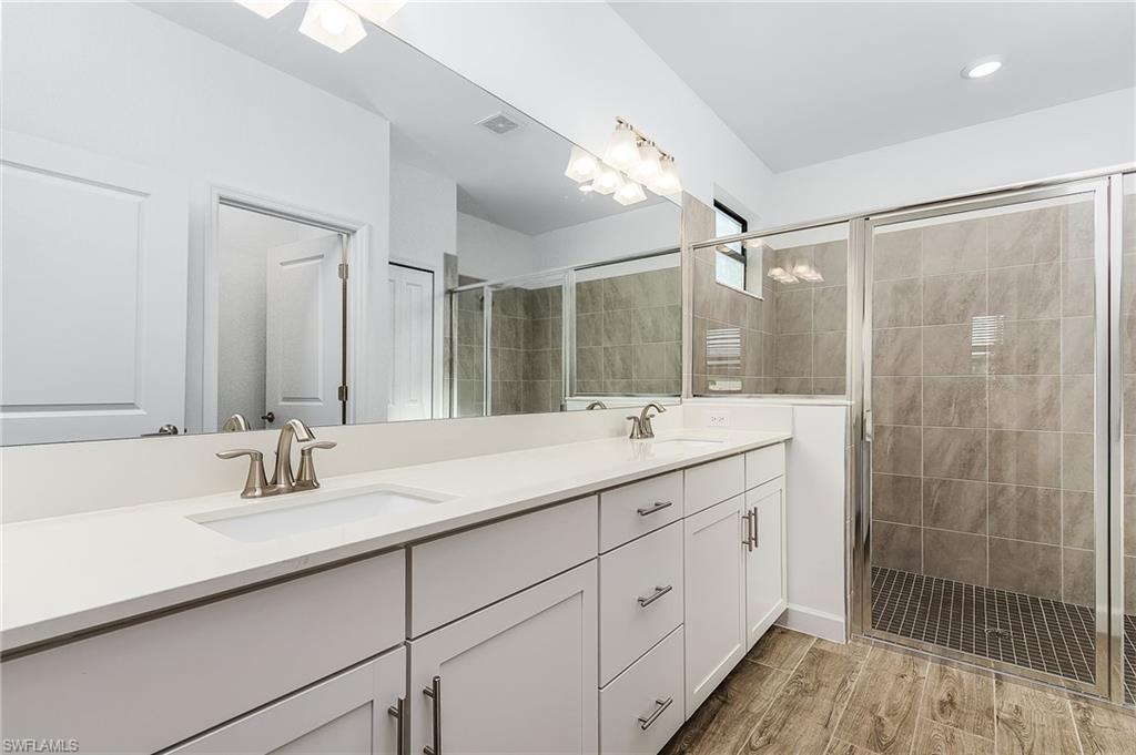 VERDANA VILLAGE - Residential Lease