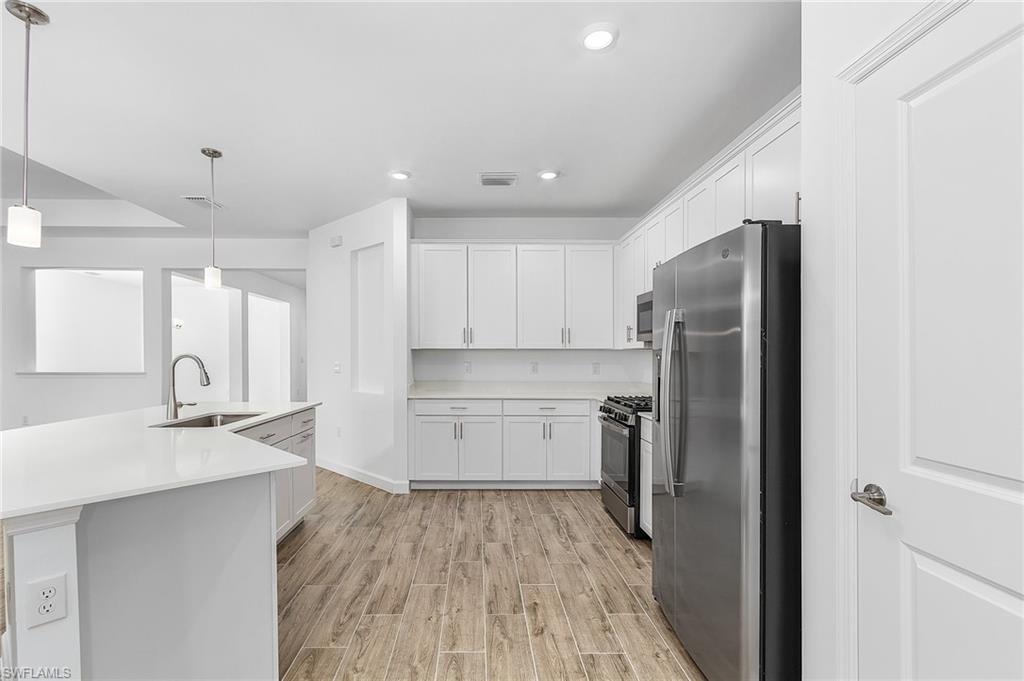 VERDANA VILLAGE - Residential Lease