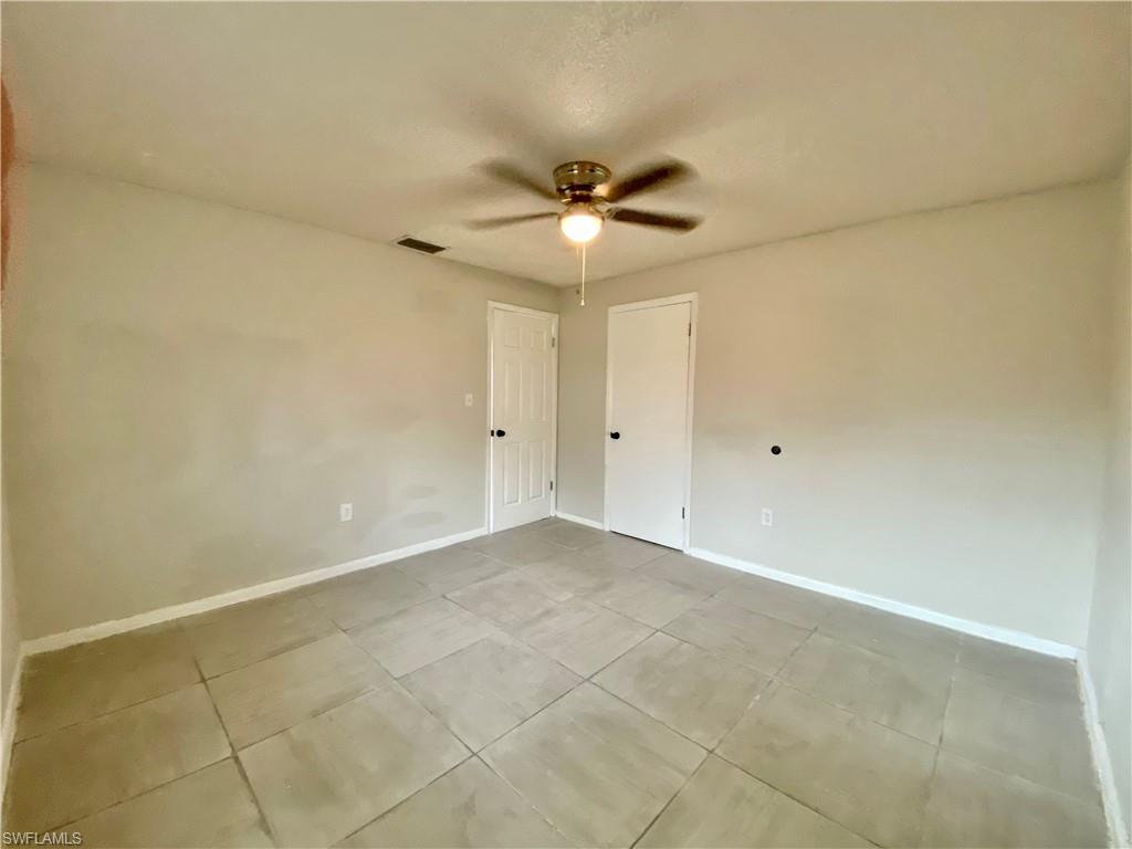 PINE MANOR - Residential Lease