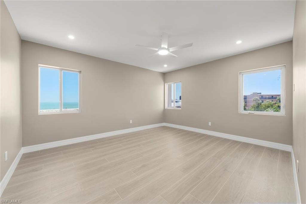 SUNSET SOUTH CONDO - Residential