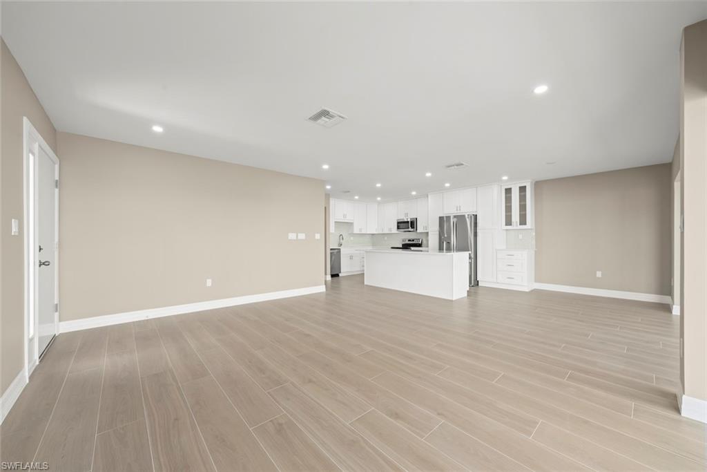 SUNSET SOUTH CONDO - Residential