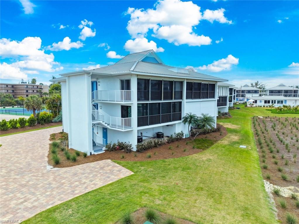 SUNSET SOUTH CONDO - Residential