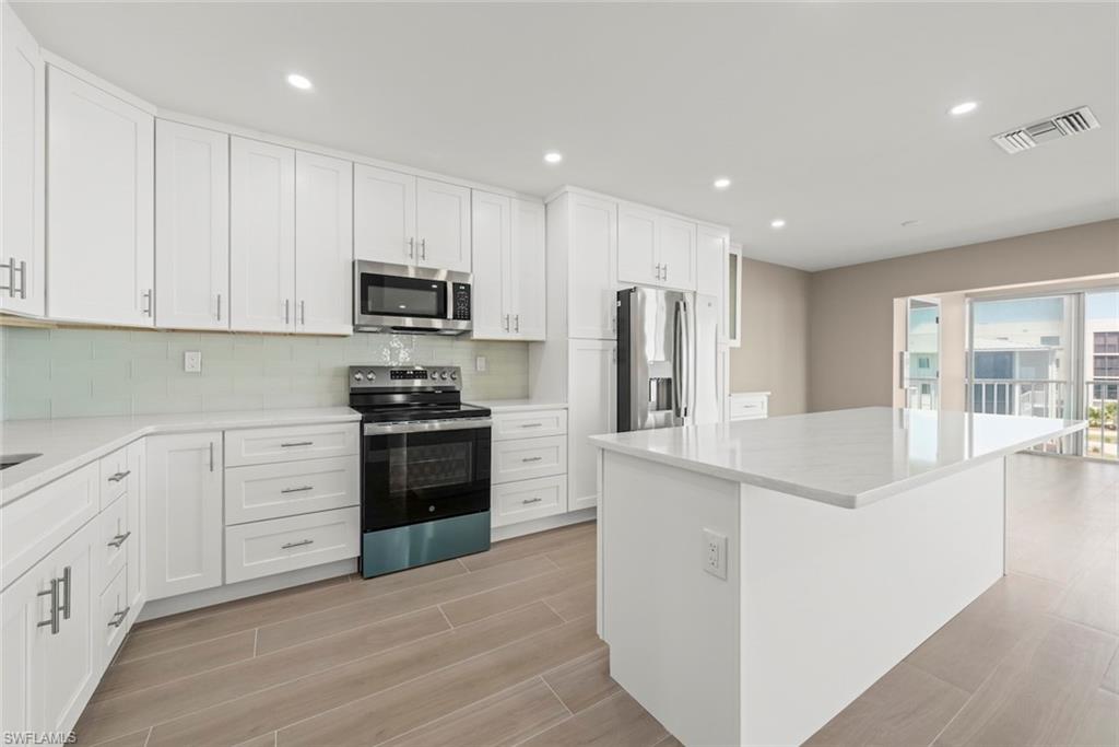 SUNSET SOUTH CONDO - Residential