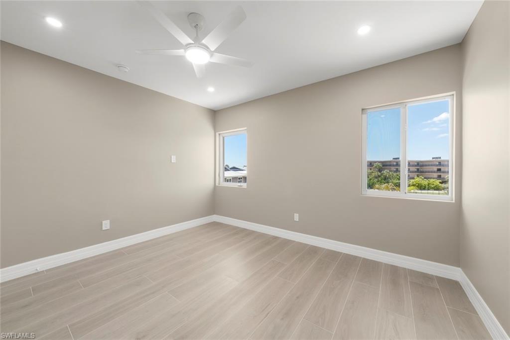 SUNSET SOUTH CONDO - Residential