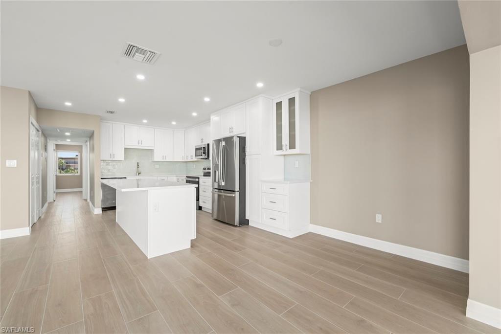 SUNSET SOUTH CONDO - Residential