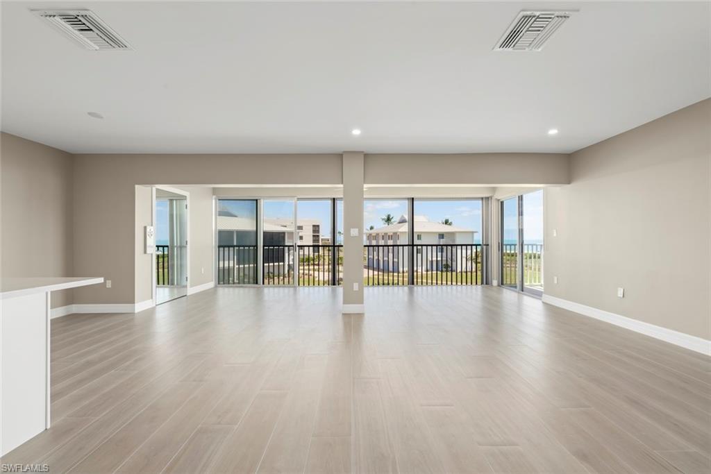 SUNSET SOUTH CONDO - Residential