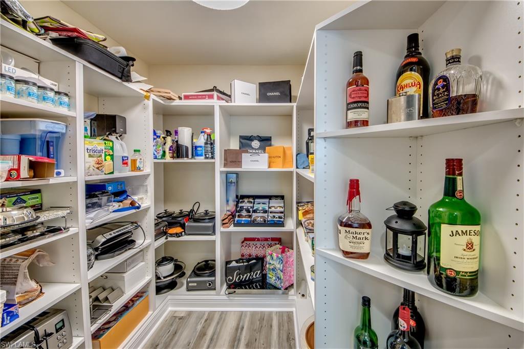 HIGH POINT PLACE - Residential