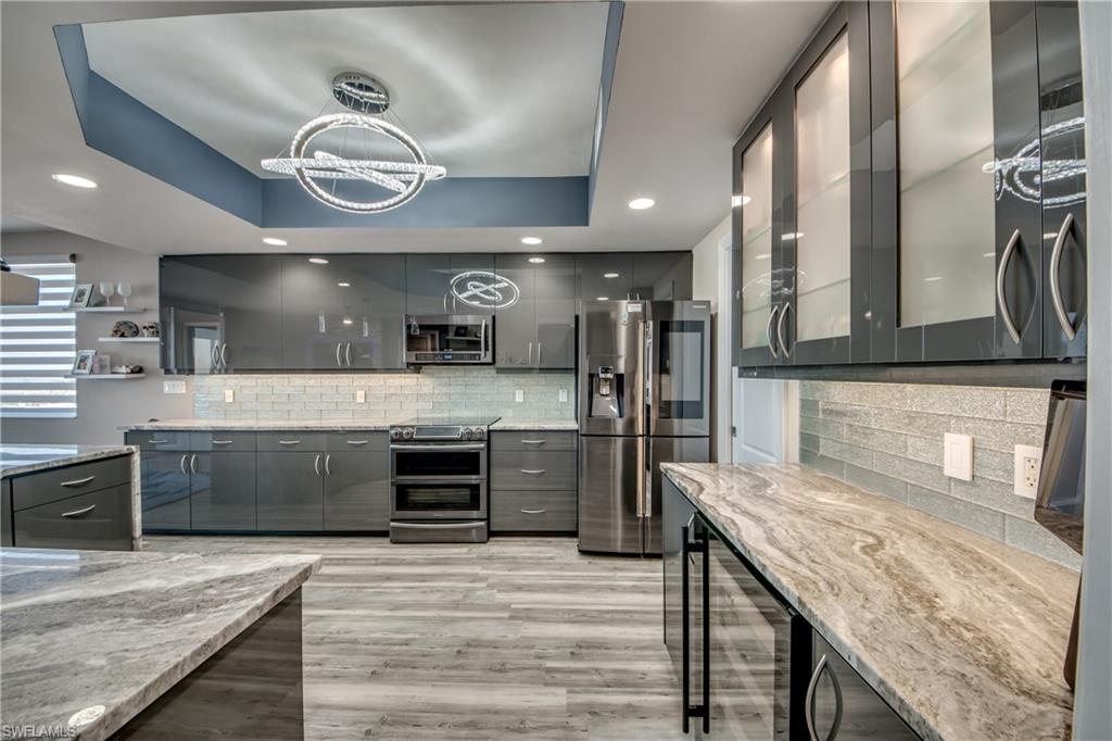 HIGH POINT PLACE - Residential