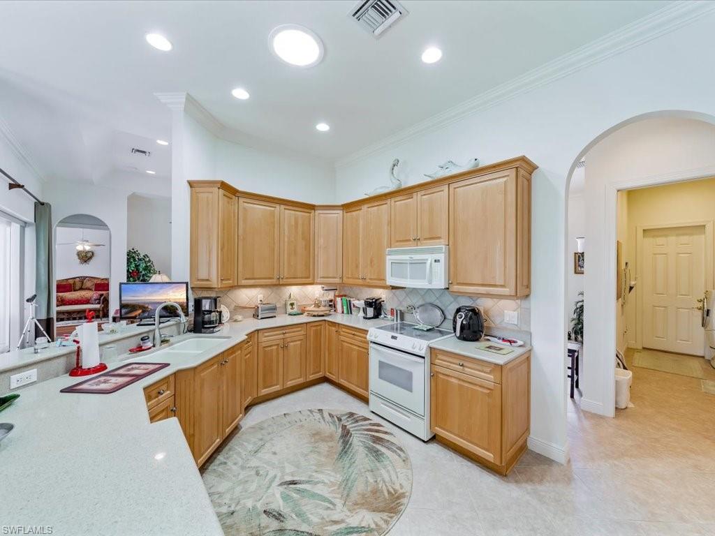 FAIRWINDS - Residential