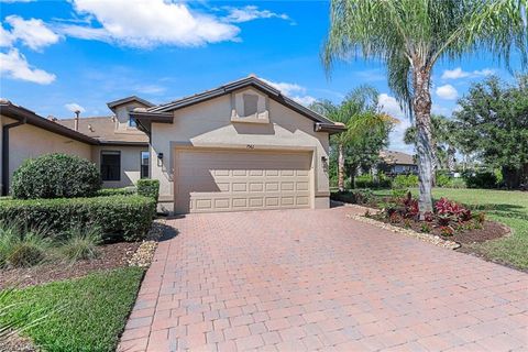 Townhouse in NAPLES FL 7561 Jacaranda LN.jpg