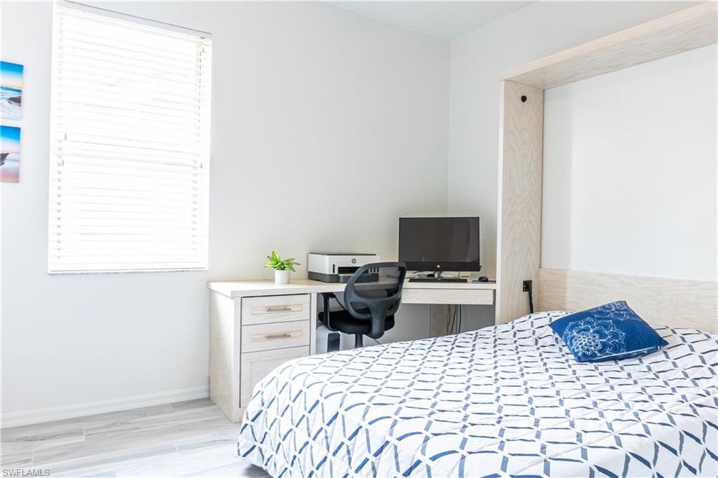 REFLECTION LAKES OF NAPLES - Residential