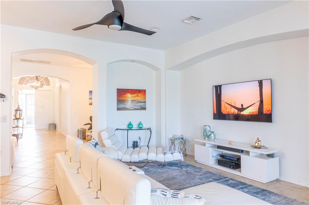 REFLECTION LAKES OF NAPLES - Residential