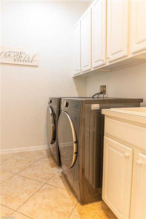 REFLECTION LAKES OF NAPLES - Residential