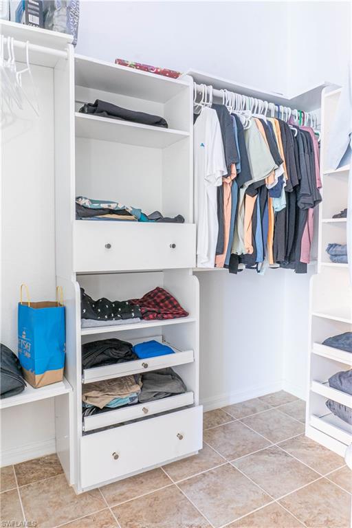 REFLECTION LAKES OF NAPLES - Residential