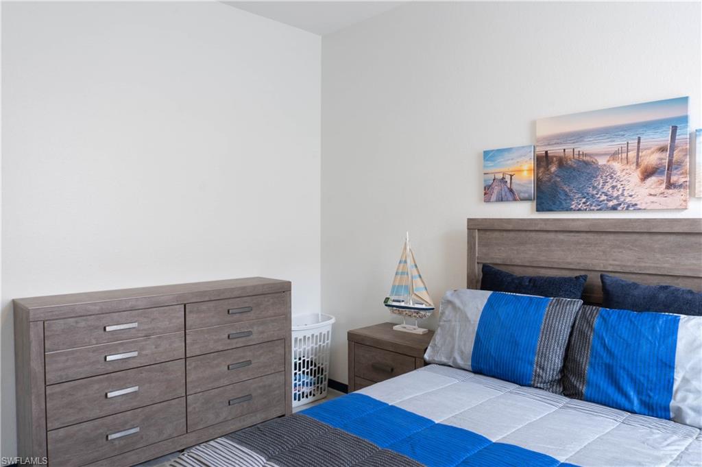 REFLECTION LAKES OF NAPLES - Residential