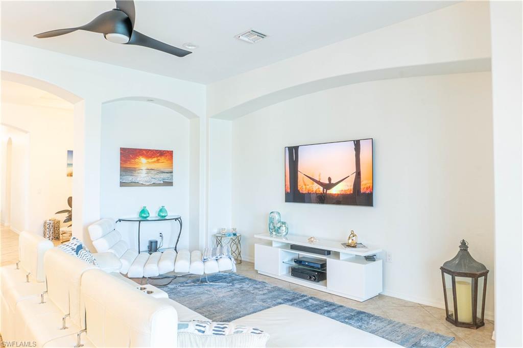 REFLECTION LAKES OF NAPLES - Residential