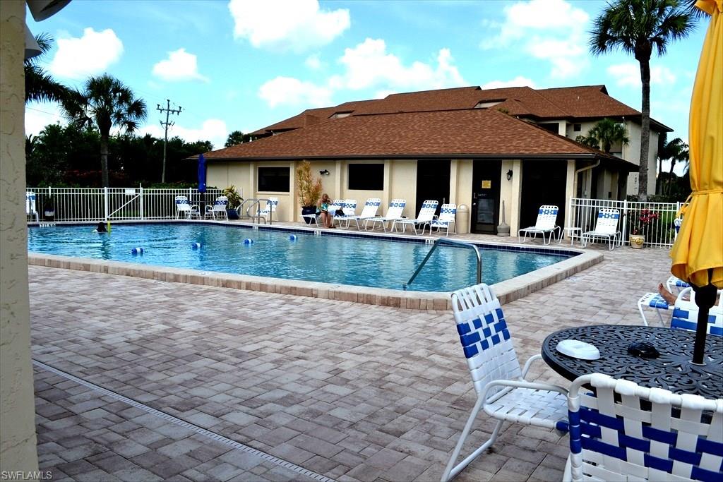 COMMODORE CONDO - Residential