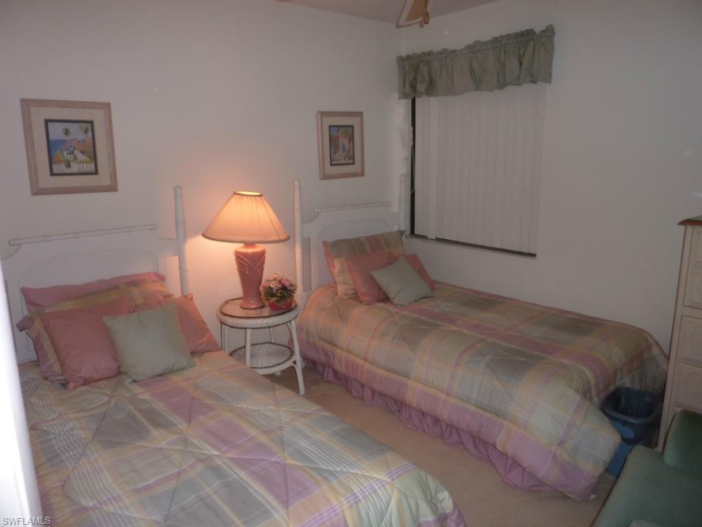 STEAMBOAT BEND - Residential