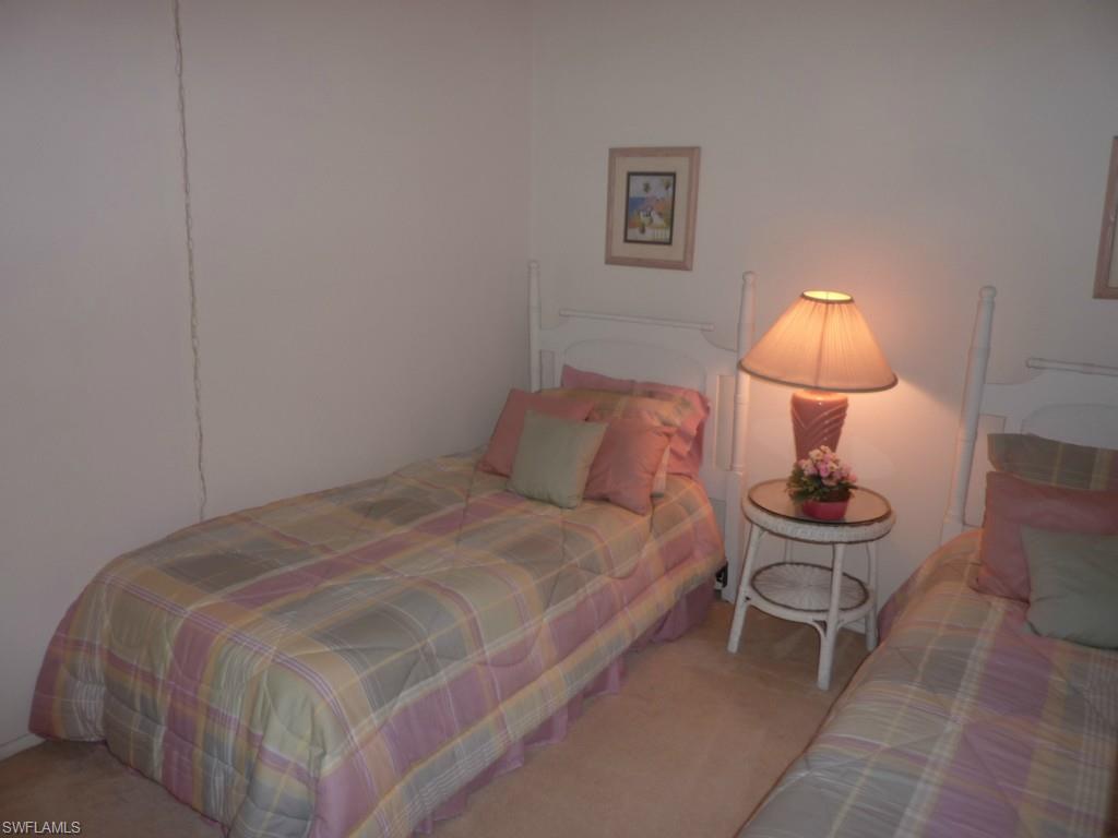 STEAMBOAT BEND - Residential