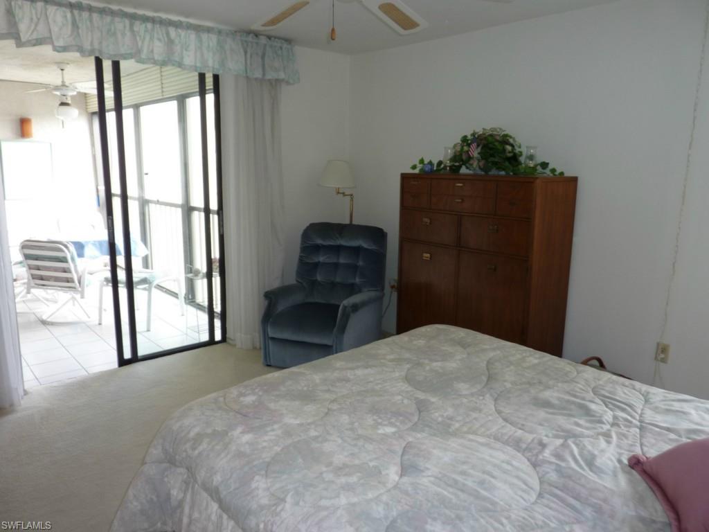 STEAMBOAT BEND - Residential