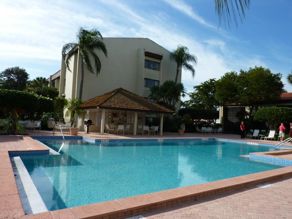 STEAMBOAT BEND - Residential