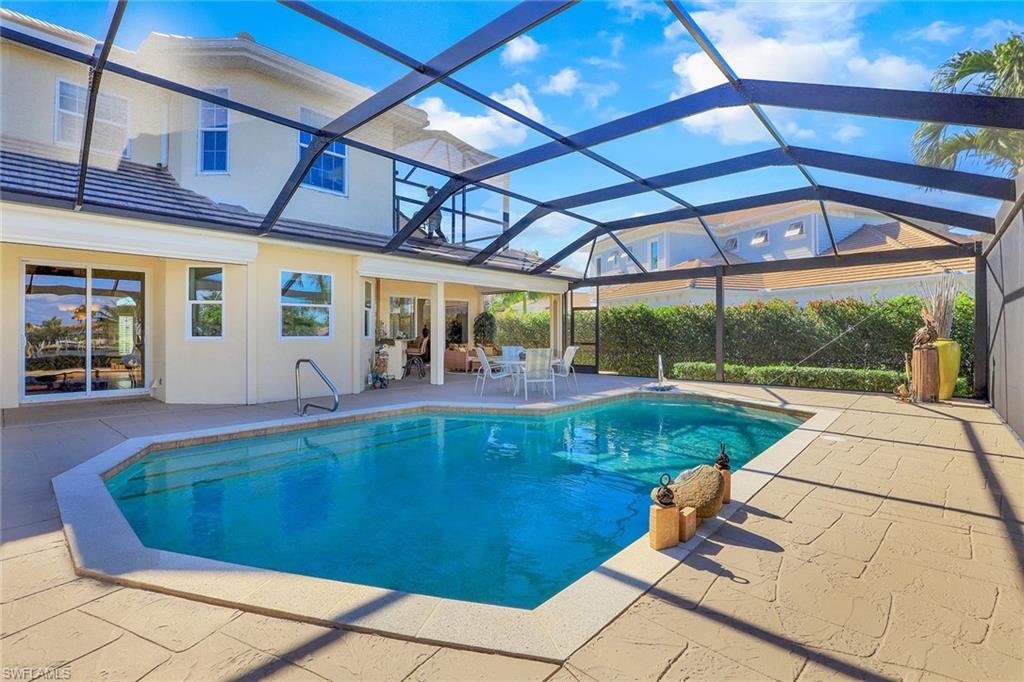 MARCO BEACH - Residential