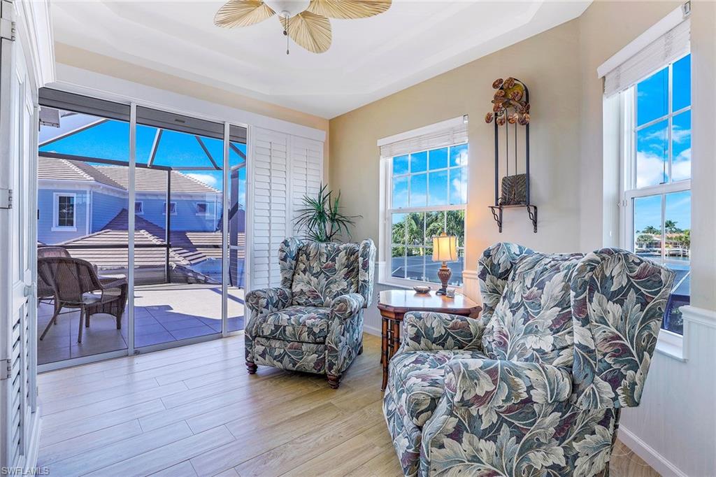 MARCO BEACH - Residential